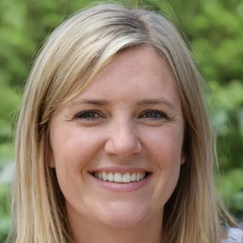 Sandra R.